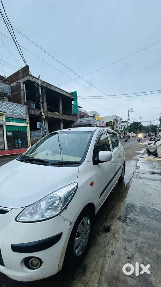 Hyundai Grand I10 2010 Petrol Well Maintained