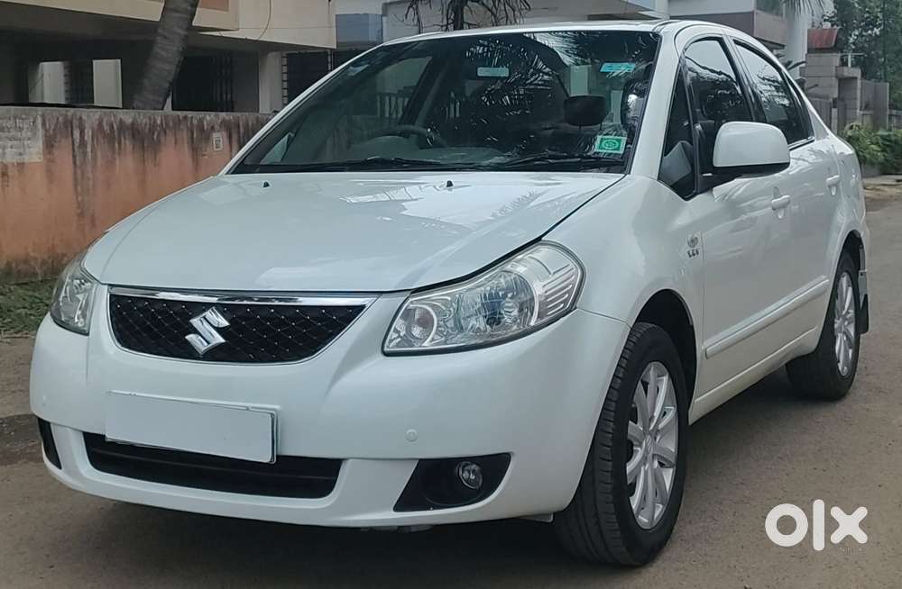 Maruti Suzuki Sx4 Zxi Mt Bsiv, 2011, Petrol