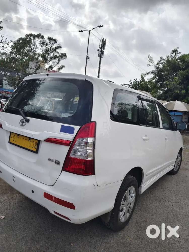 Toyota Innova 2.5 G 2015