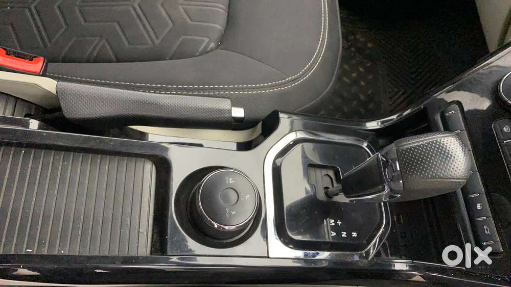 Tata Nexon 1.2 Revotron Xza Plus, 2022, Petrol