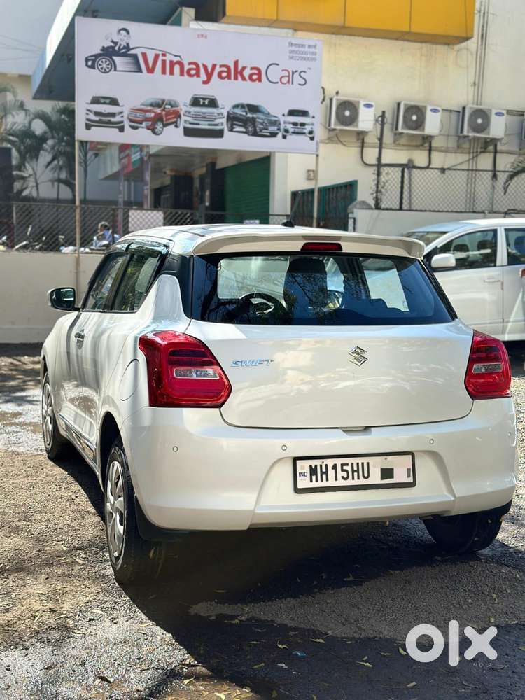 Maruti Suzuki Swift Vxi + Manual, 2022, Petrol