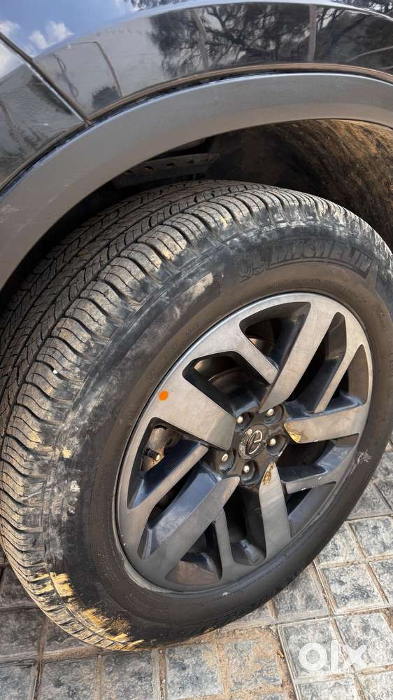 2022-23 Tata Safari Xz+ Dark Edition  Manual - Diesel  Single Owner