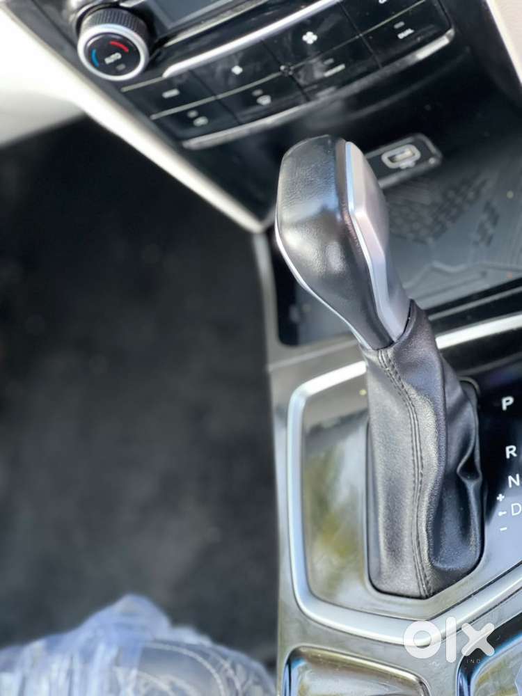 Mahindra Xuv 3xo Ax5l 1.2 Petrol At, 2024, Petrol