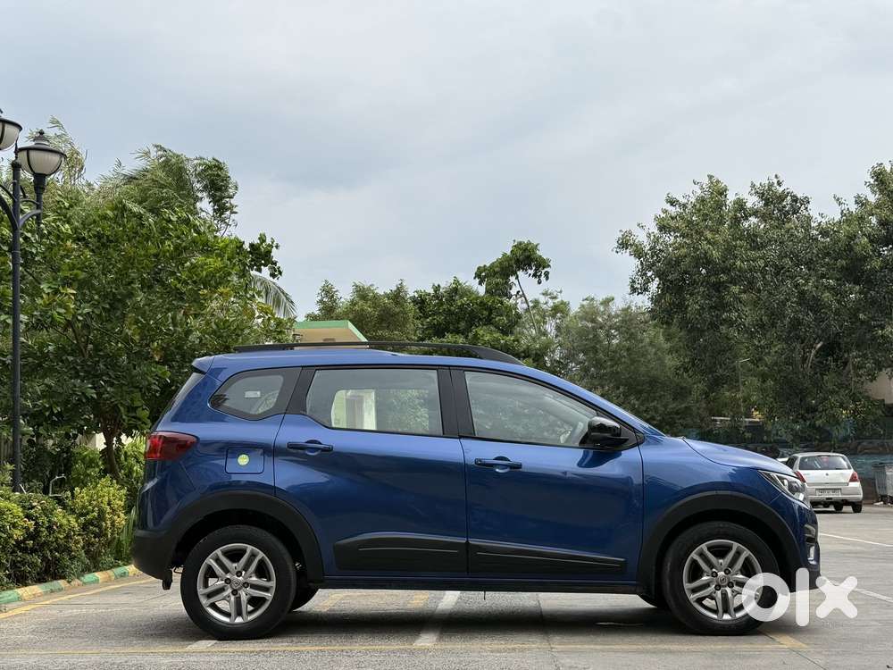 Renault Triber Rxz, 2022, Petrol