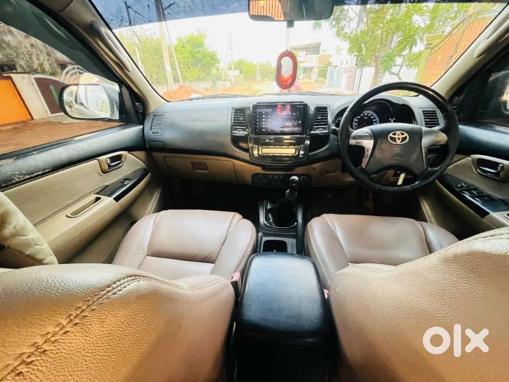 Toyota Fortuner 4x2 Manual, 2014, Diesel