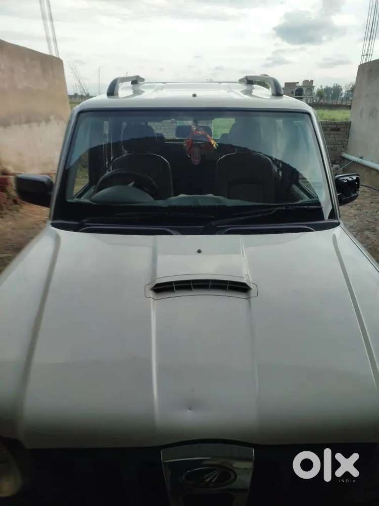 Mahindra Scorpio Classic 2011 Diesel Automatic