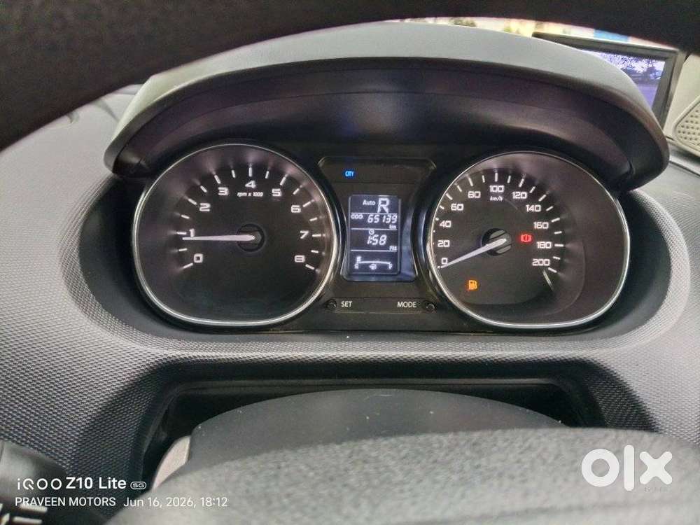 Tata Tiago 1.2 Revotron Xza, 2018, Petrol