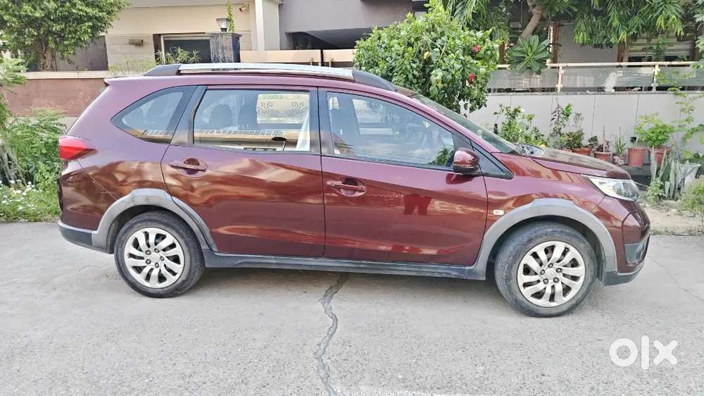 Honda Br-v 2017 Petrol Well Maintained