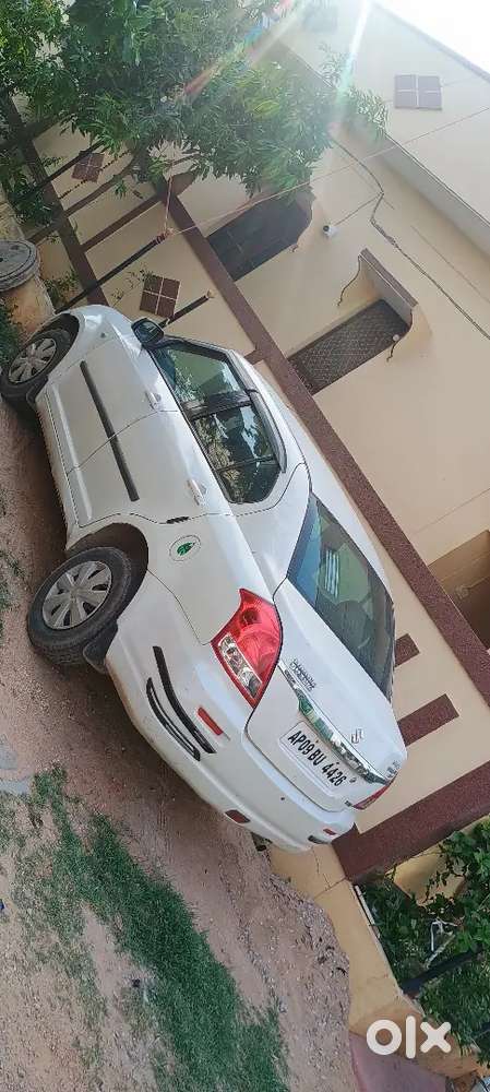 Maruti Suzuki Swift Dzire 2009 Petrol Well Maintained