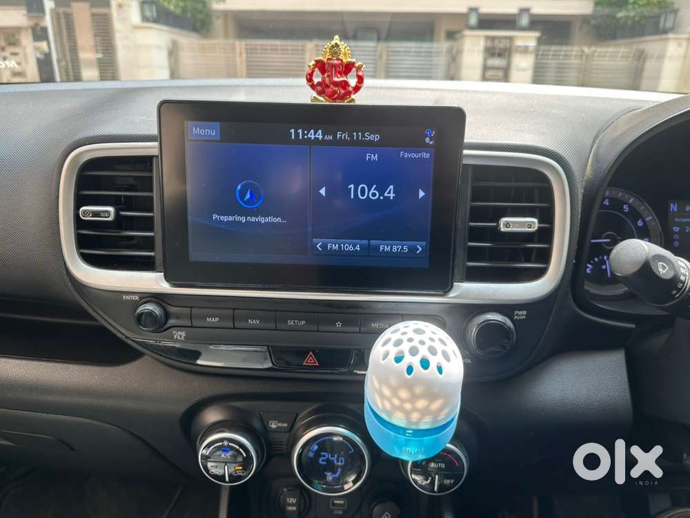 Hyundai Venue 2021 Petrol Automatic
