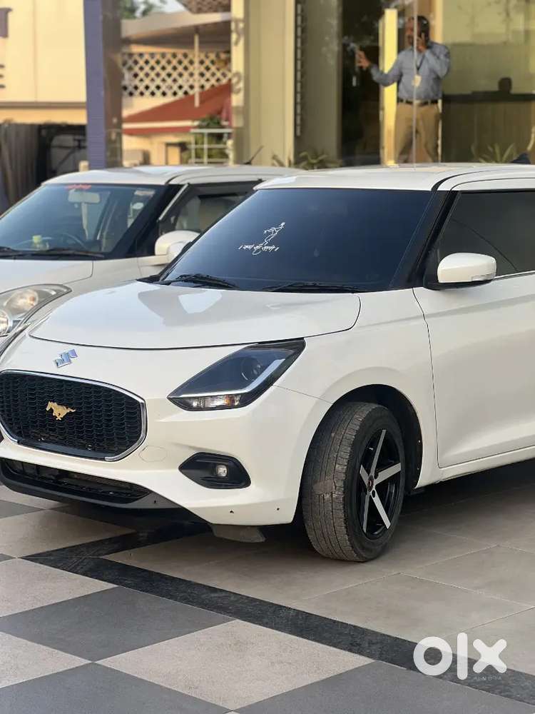 Maruti Suzuki Swift Vxi 2025