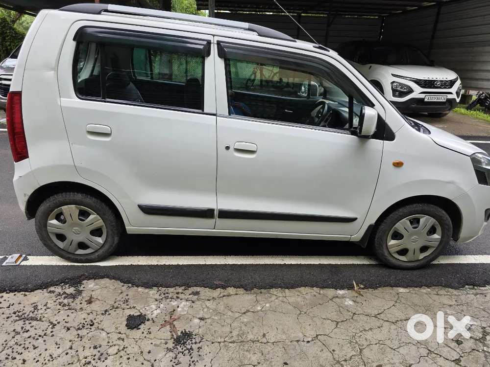 Defence Officer Maruti Wagon R 2017 Petrol Vxi
