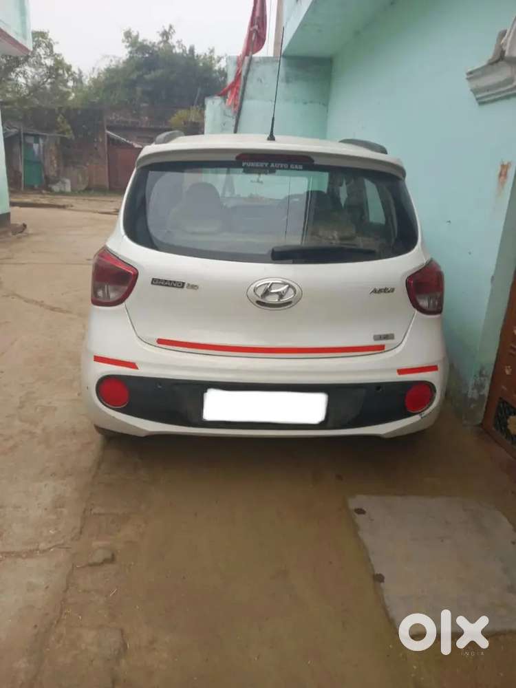 Hyundai I10 Asta 2017 Petrol/cng Manual