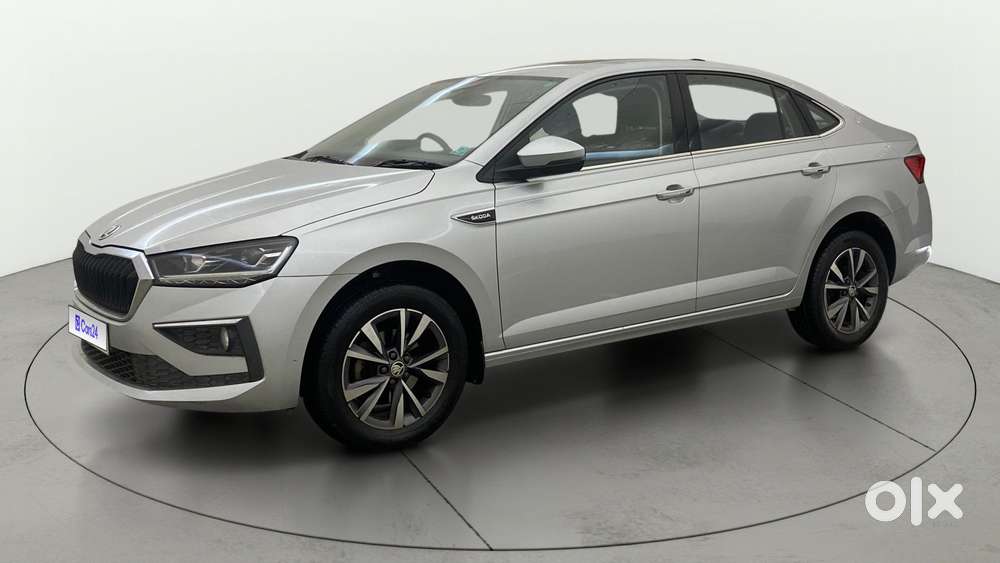 Skoda Slavia Style 1.0l Tsi Mt, 2023, Petrol