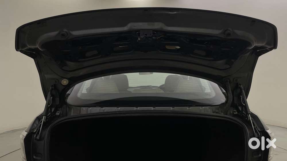 Tata Tigor Xza Plus, 2022, Petrol