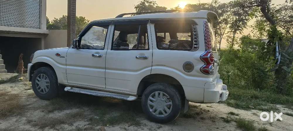 Mahindra Scorpio Classic 2014 Diesel Car