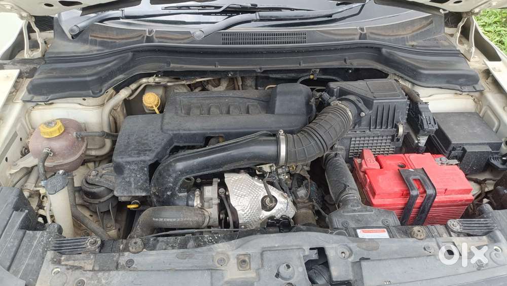 Mahindra Xuv300 W8 Option Diesel, 2022, Diesel