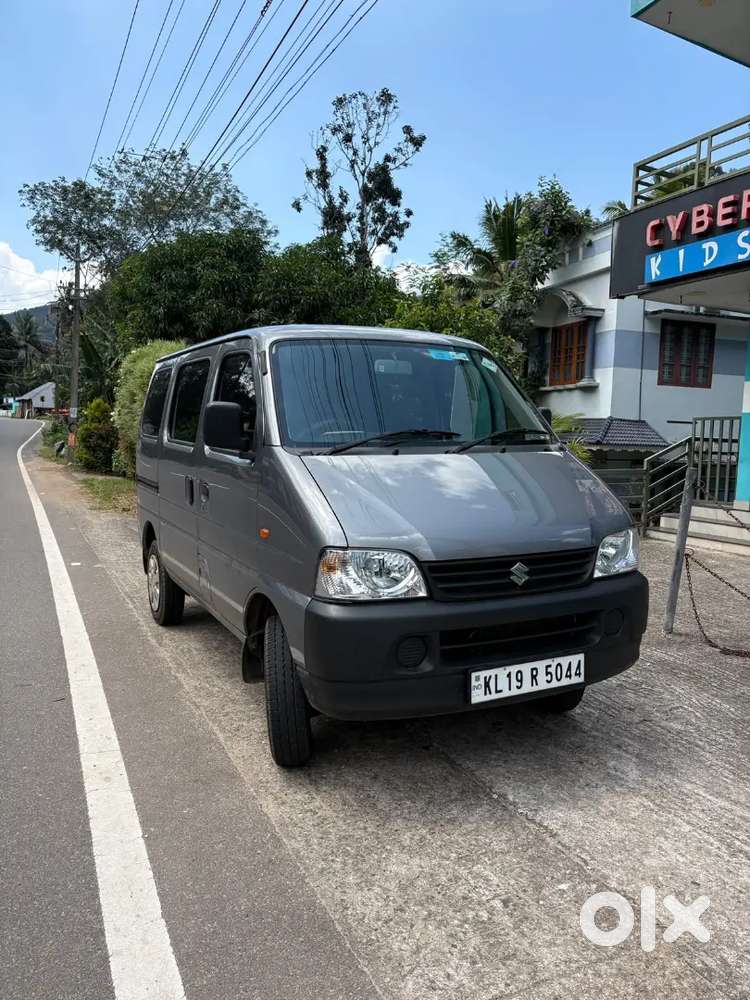 Urgent Sale Eeco Cng + Petrol Clean And Neet