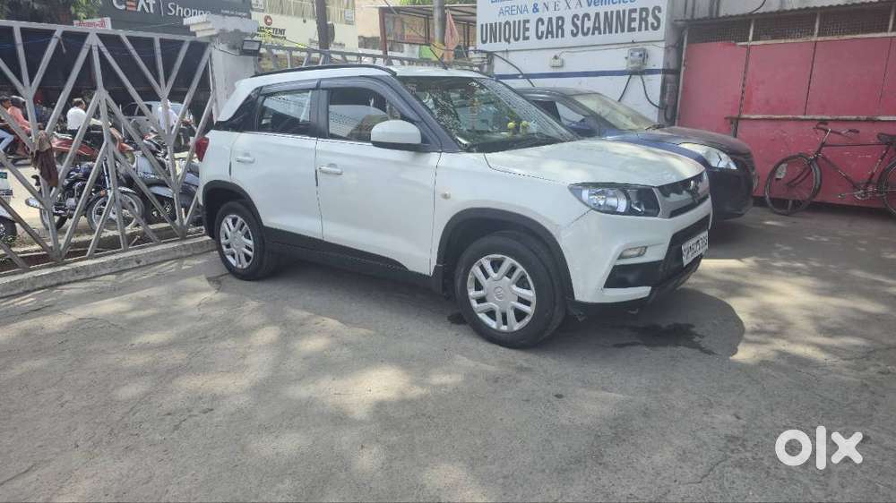 Single Hand Used Maruti Brezza