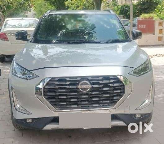 Nissan Magnite 1.0 Xv Premium, 2023, Petrol