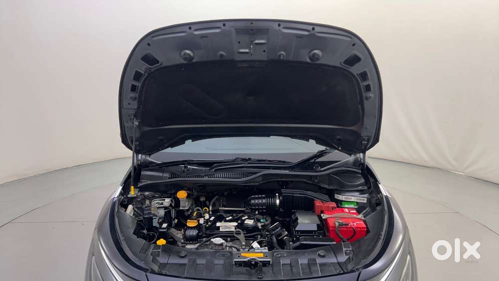 Tata Altroz Xz, 2022, Petrol
