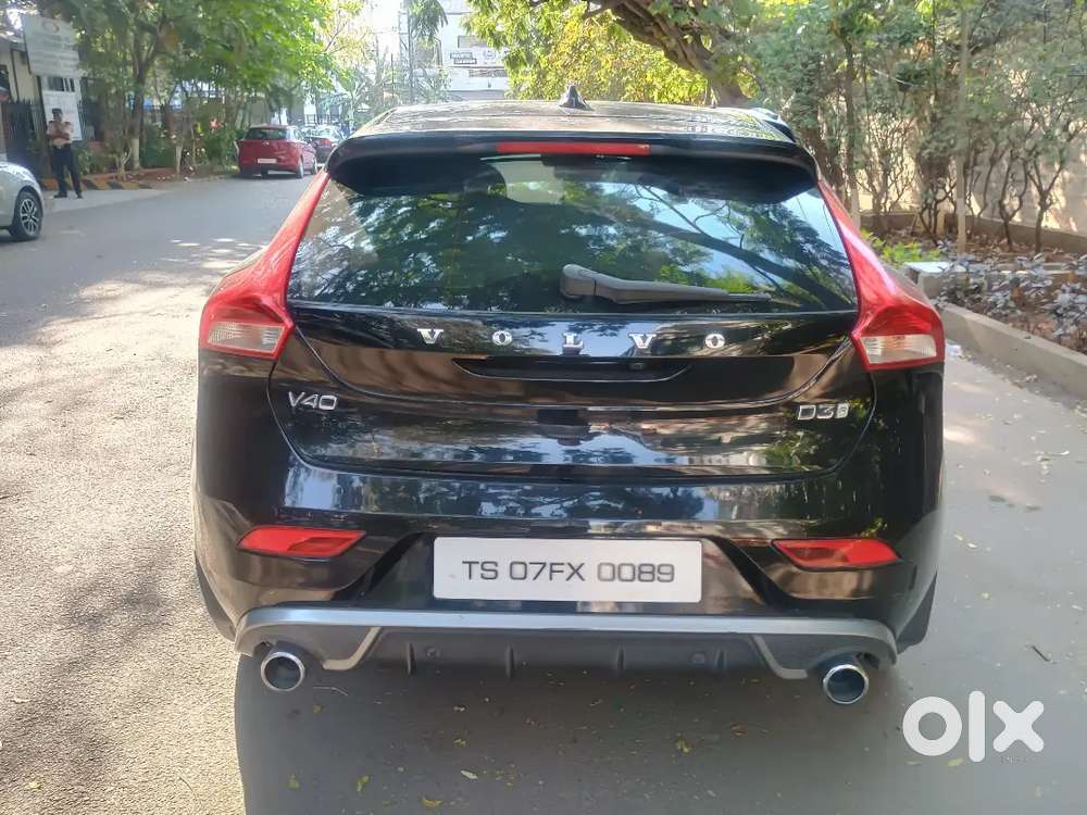 Volvo V40 2017