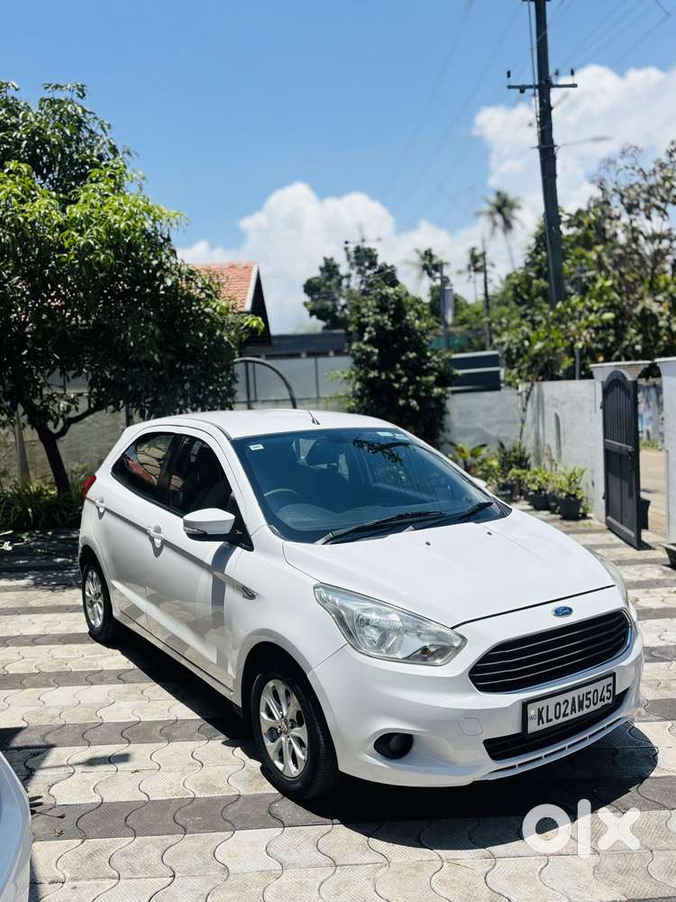 Ford Figo 1.5p Titanium At, 2015, Petrol