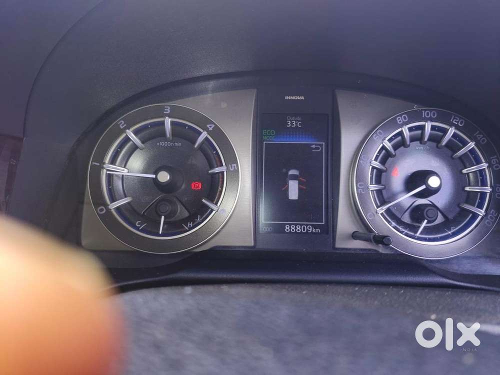 Toyota Innova Crysta 2018 Diesel Well Maintained