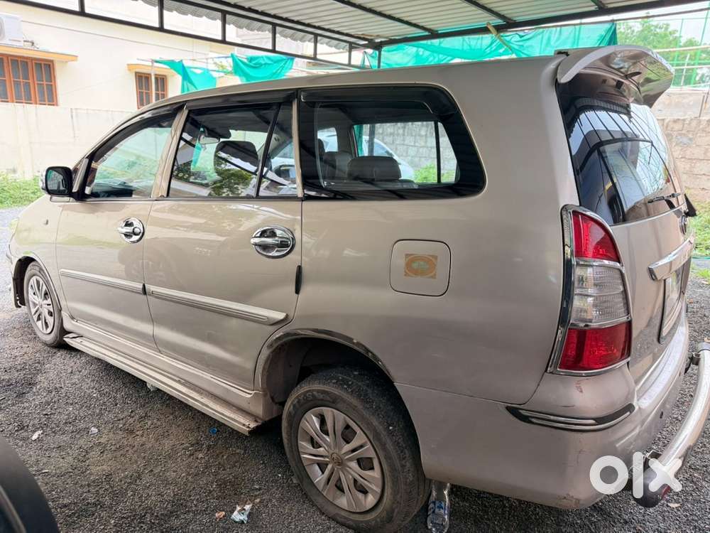 Toyota Innova Diesel 2014
