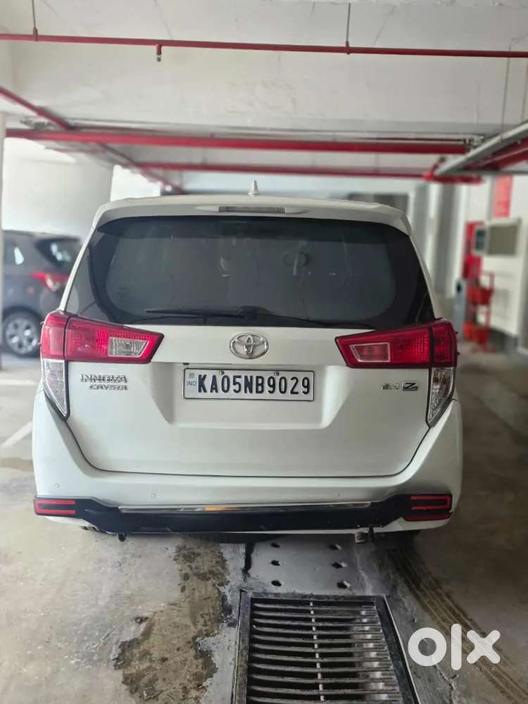 Toyota Innova Crysta 2021