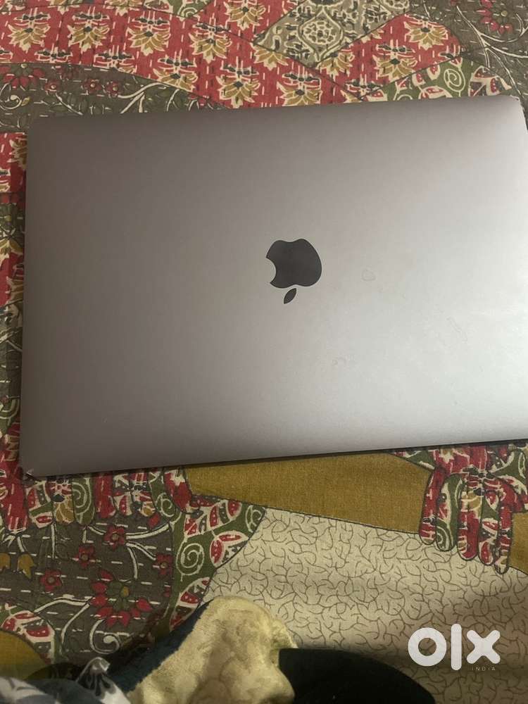 apple macbook pro 2017