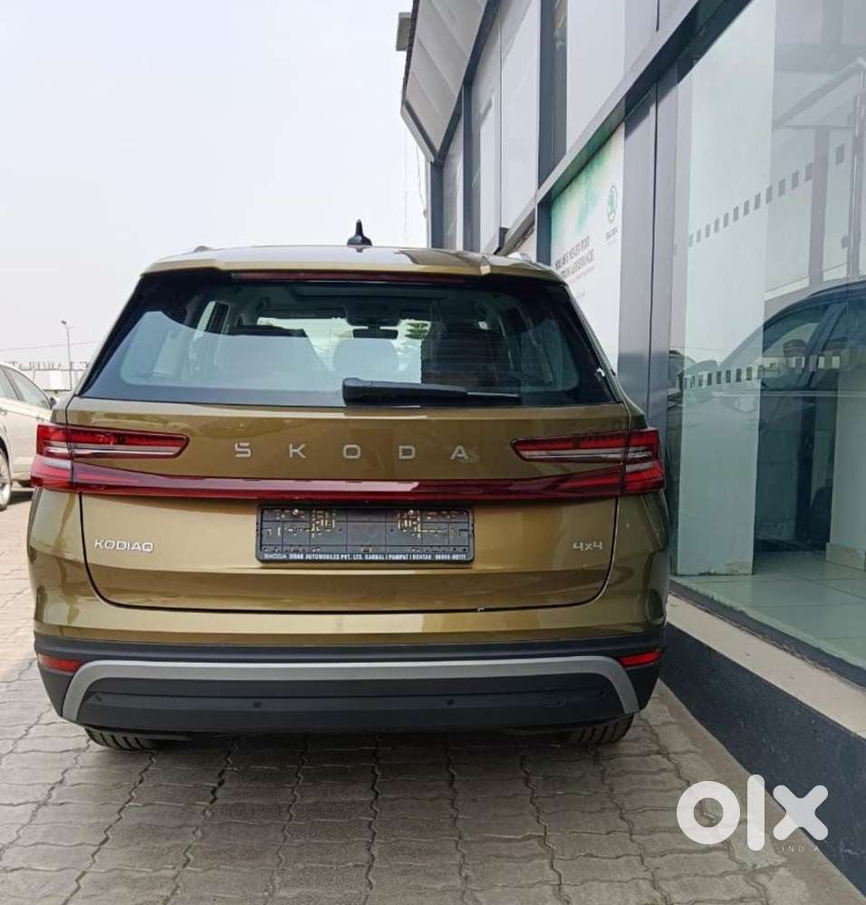 Skoda Kodiaq 2.0 L&k Tsi Dsg, 2025, Petrol
