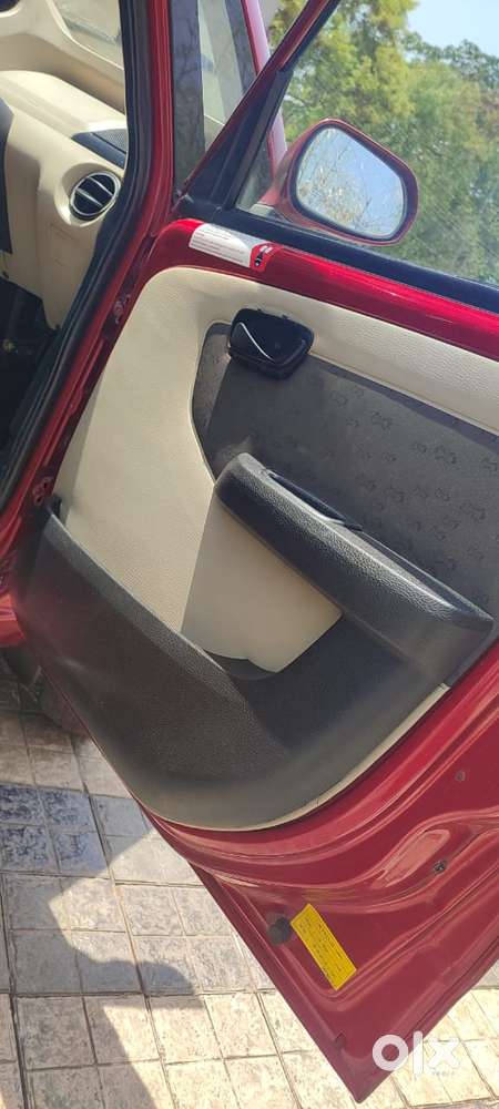 Tata Nano Genx Xta, 2017, Petrol