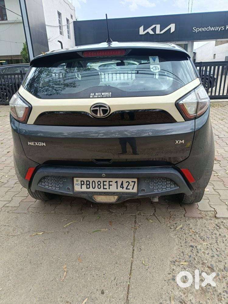 Tata Nexon 1.2 Revotron Xm, 2018, Diesel