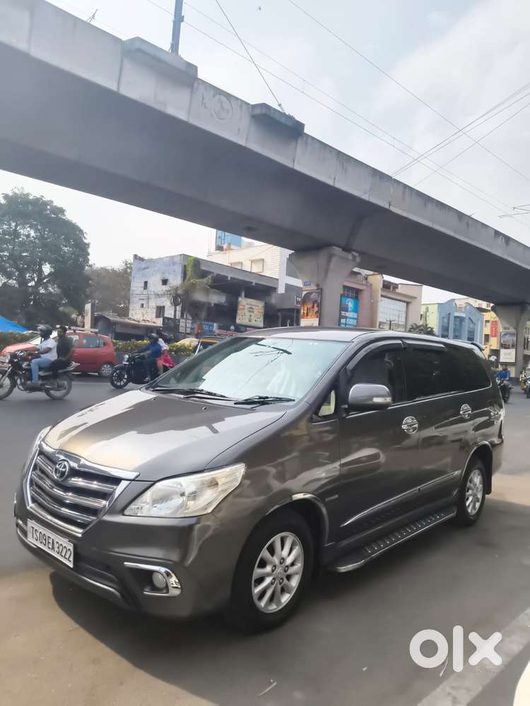 Toyota Innova 2.5 V 7 Str, 2014, Diesel