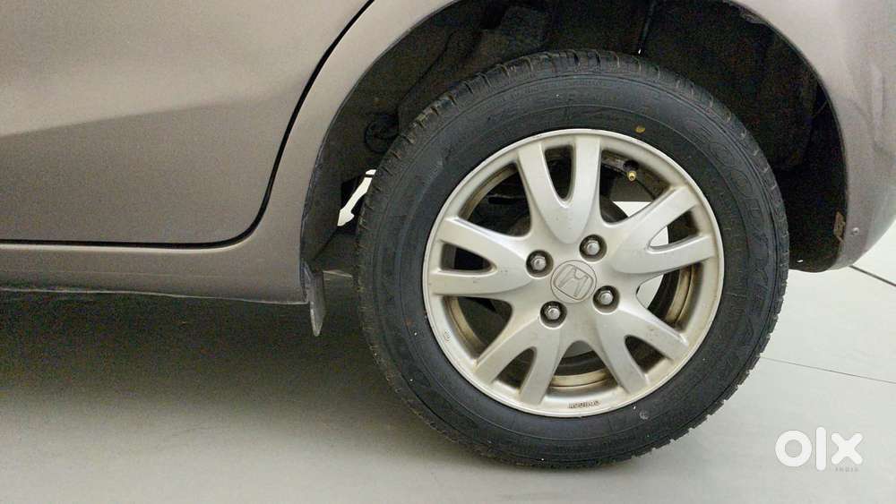 Honda Brio V Mt, 2013, Petrol