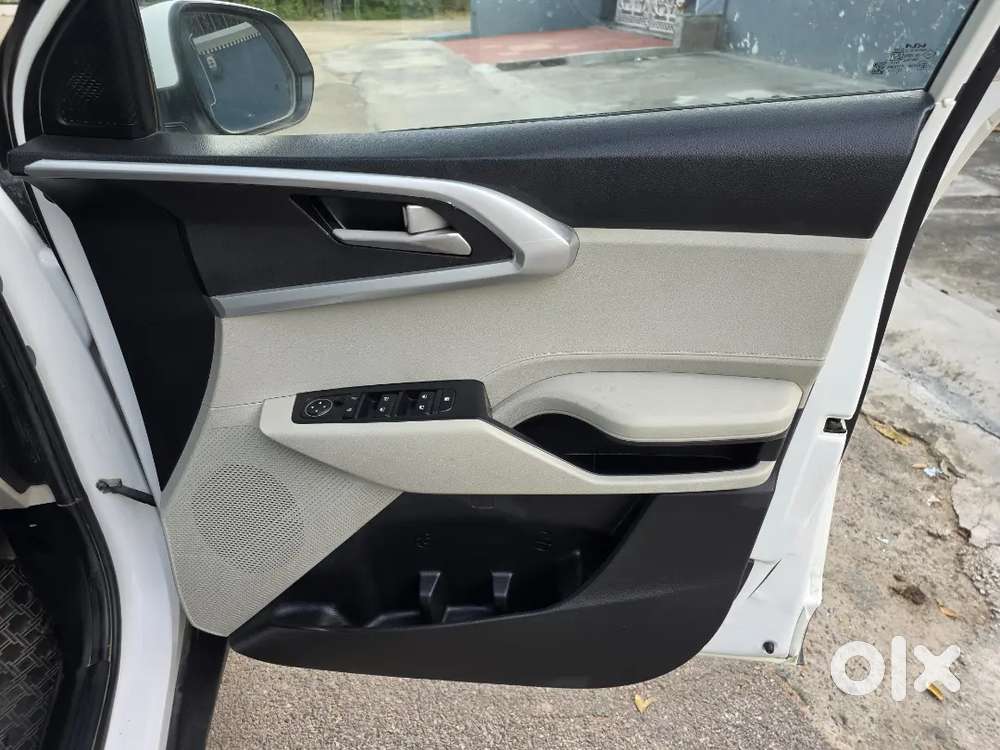 Kia Carens Prestige 2022 Diesel All Original