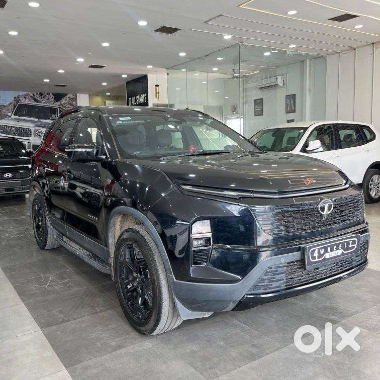 Tata Safari Accomplished X Plus 7 Str Dark Edition, 2024, Diesel