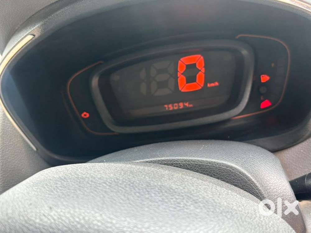 Renault Kwid 2016 Petrol Well Maintained