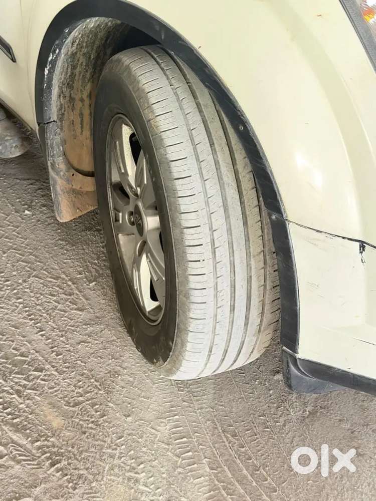 Mahindra Xuv500 96500 Km Driven