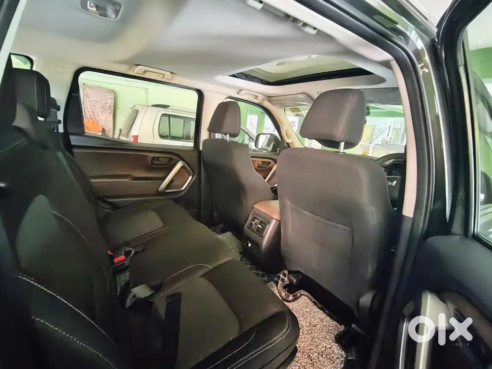 Mahindra Scorpio N Diesel Z6, Nov'23  Buy + 15 Yrs Road Tax + 20050 Km