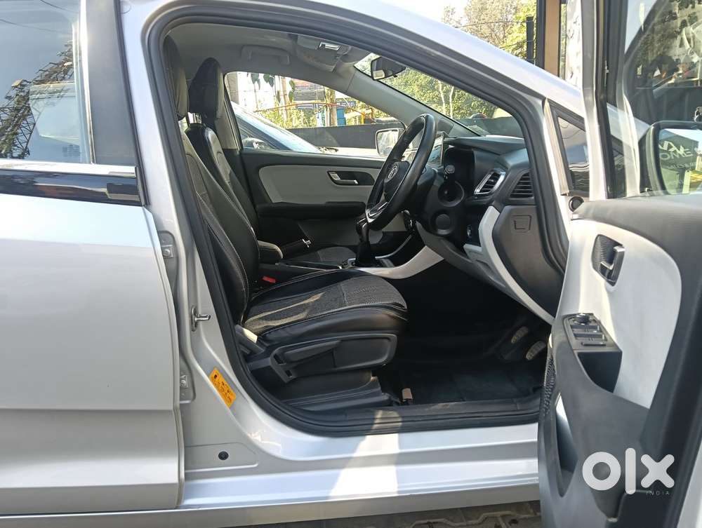 Tata Altroz Xz, 2020, Petrol