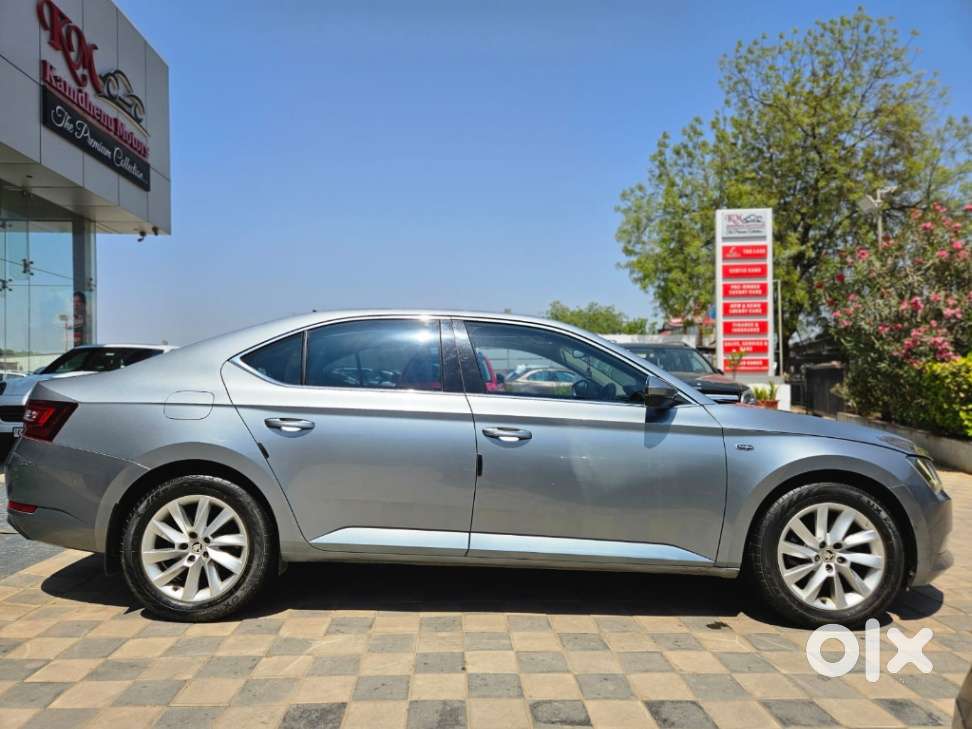 Skoda Superb 2.0 L&k Tsi At, 2016, Petrol