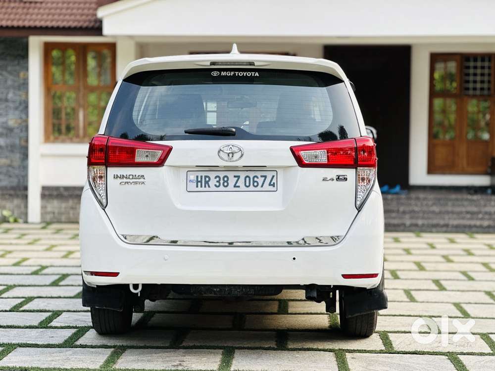 Toyota Innova Crysta