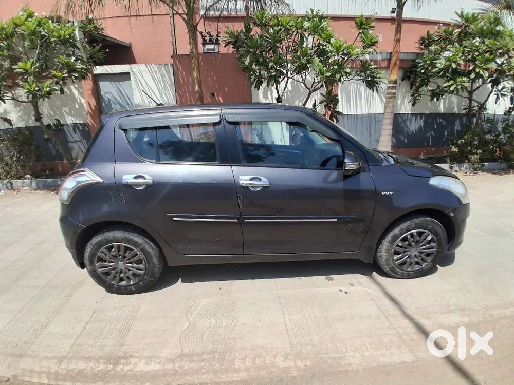 Maruti Suzuki Swift Vxi 2015