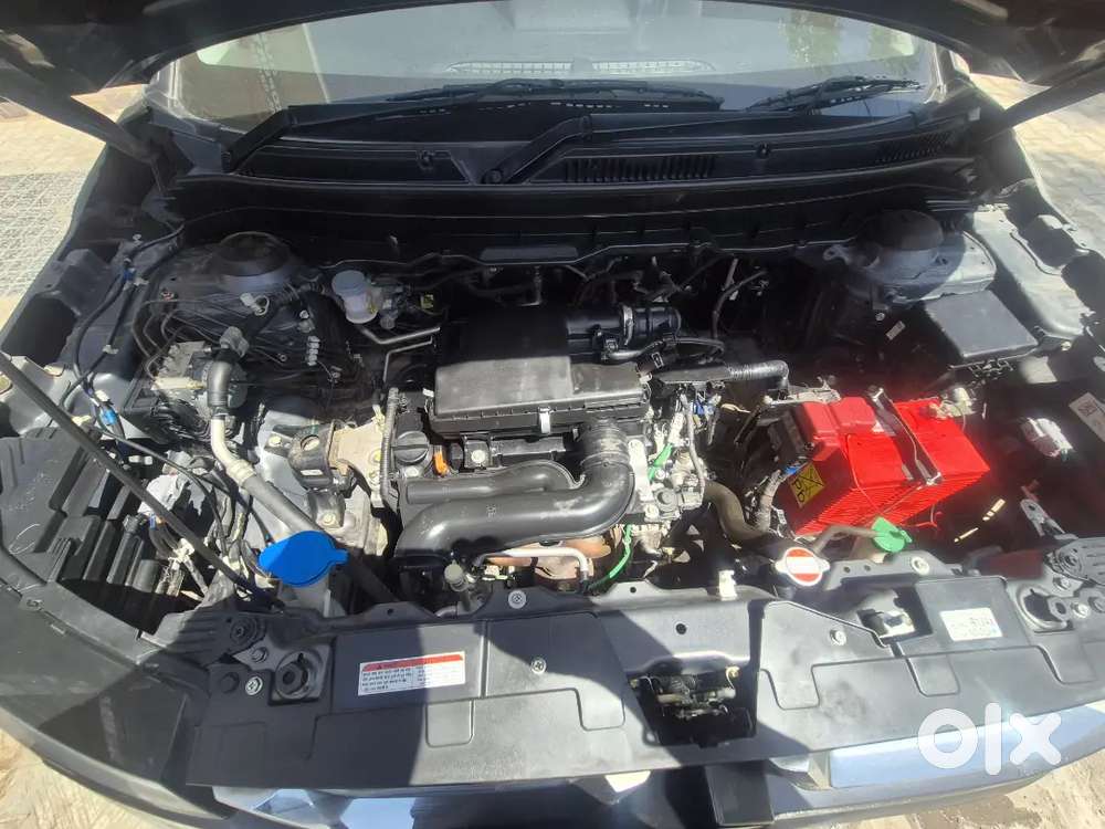 Maruti Suzuki Brezza 2023 Petrol 33800 Km Driven