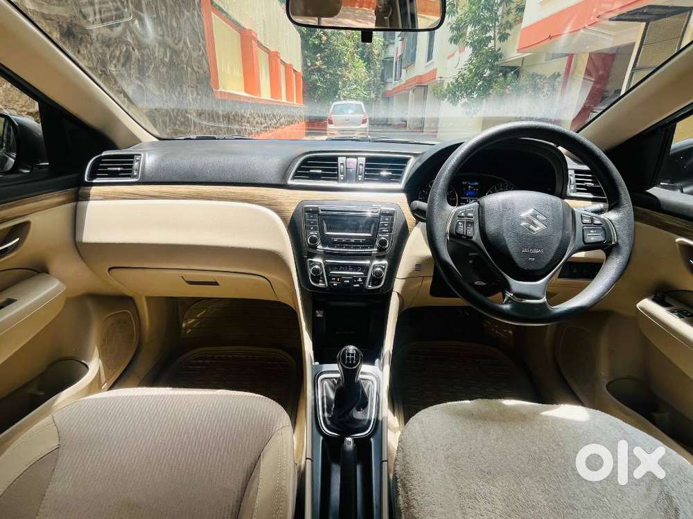 Sale Excellent  Maruti Suzuki Ciaz Smart Hybrid Petrol Lux Sedan