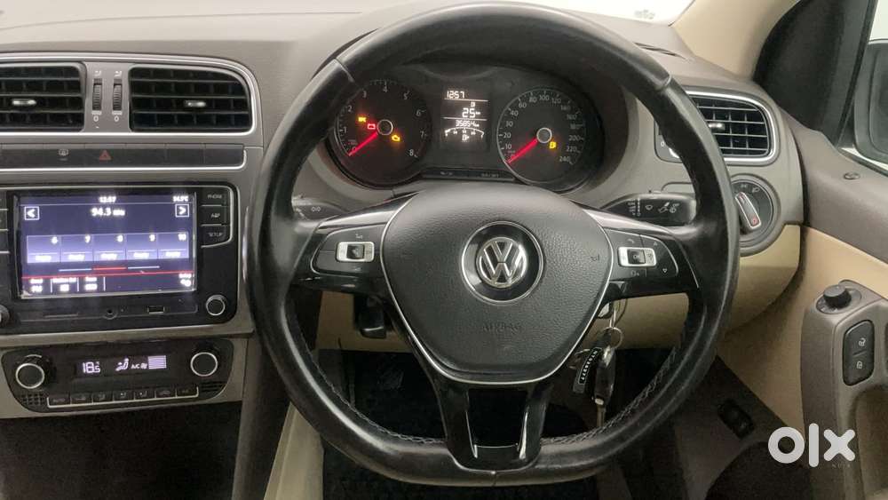 Volkswagen Vento 2010-2013 Petrol Highline At, 2022, Petrol