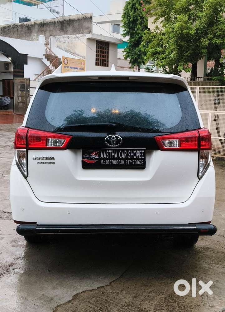 Toyota Innova Crysta 2.4 G Mt, 2022, Diesel