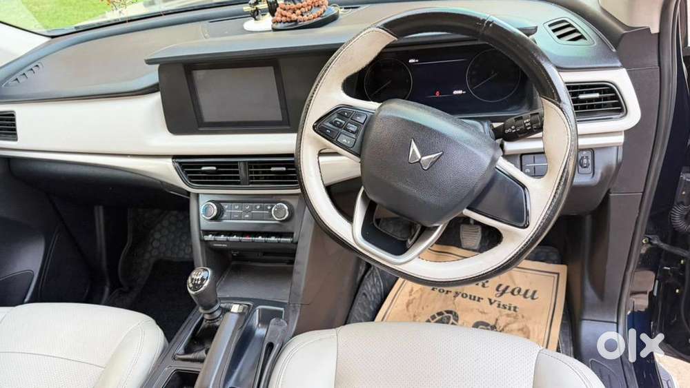 Mahindra Xuv700 2024 Diesel Well Maintained